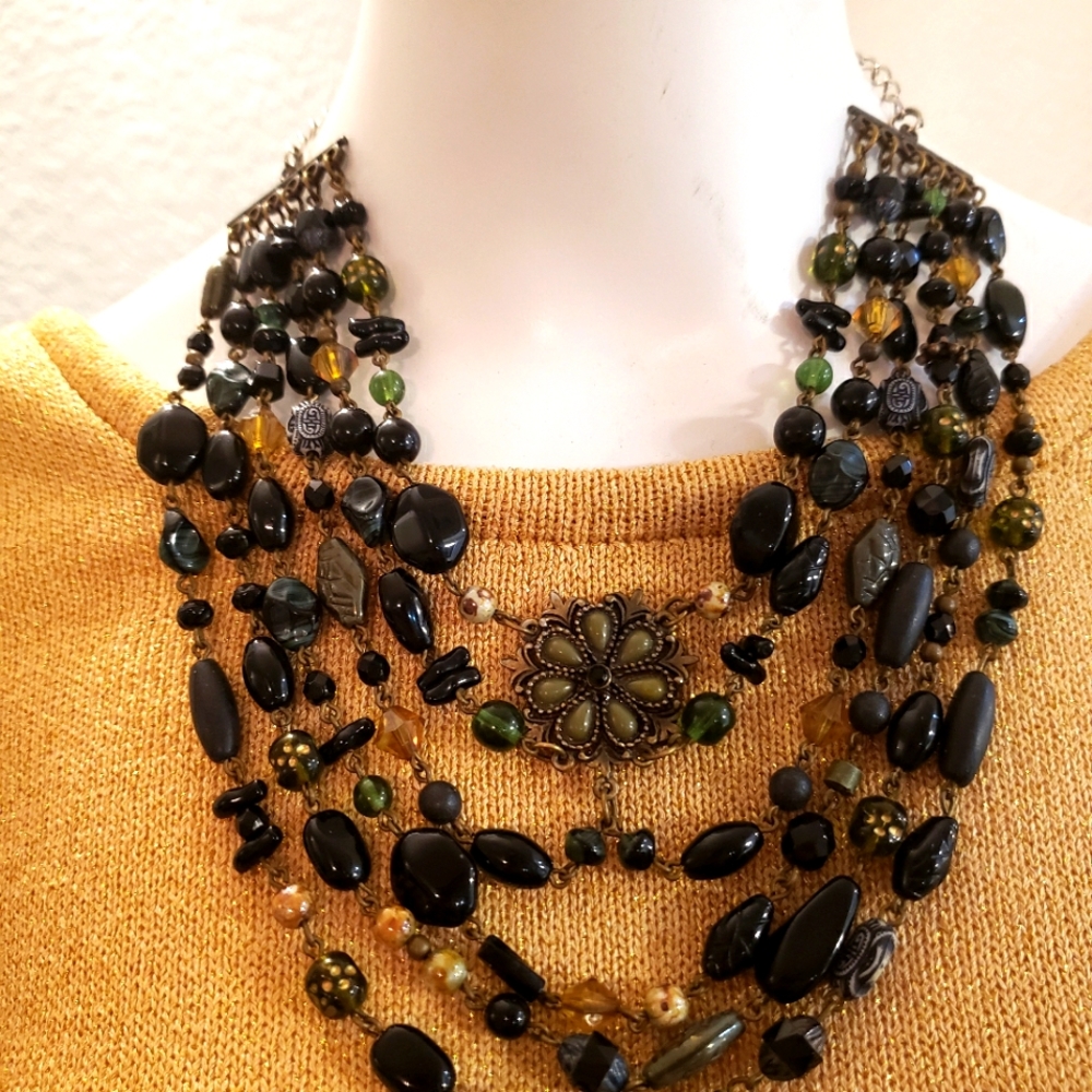 Deep green strands w/earrings.